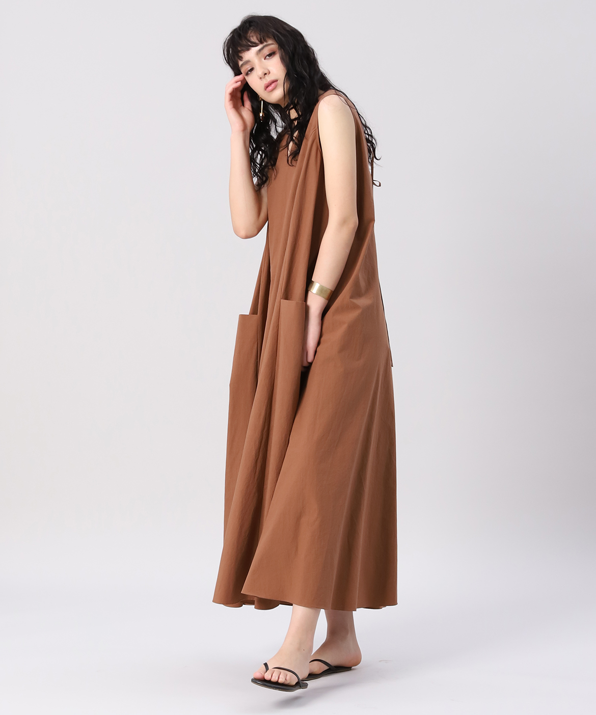 Ined30th スタイリスト 辻直子コラボ ボリュームフレアマキシワンピース 辻直子 さん着用レングス 132cm Ined イネド フランドル Flandre オンライン