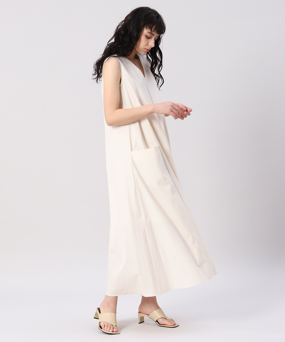 Ined30th スタイリスト 辻直子コラボ ボリュームフレアマキシワンピース 辻直子 さん着用レングス 132cm Ined イネド フランドル Flandre オンライン