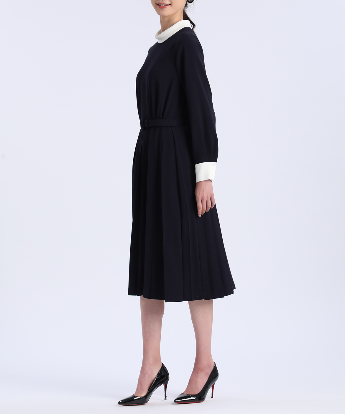 流行に イネド Inedit プリーツワンピース 超美品 Theblindtigerslidell Com