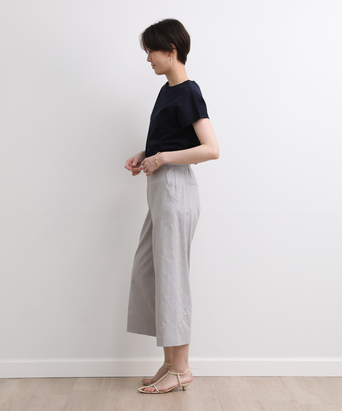 海外限定 美品 7-IDconcept. クロップドパンツ ストレッチ ネイビー SS