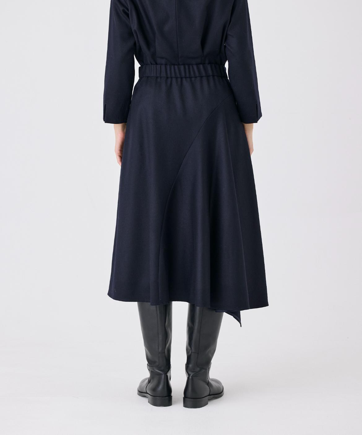 ハイカウントフラノ アシンメトリーフレアスカート｜INED（イネド