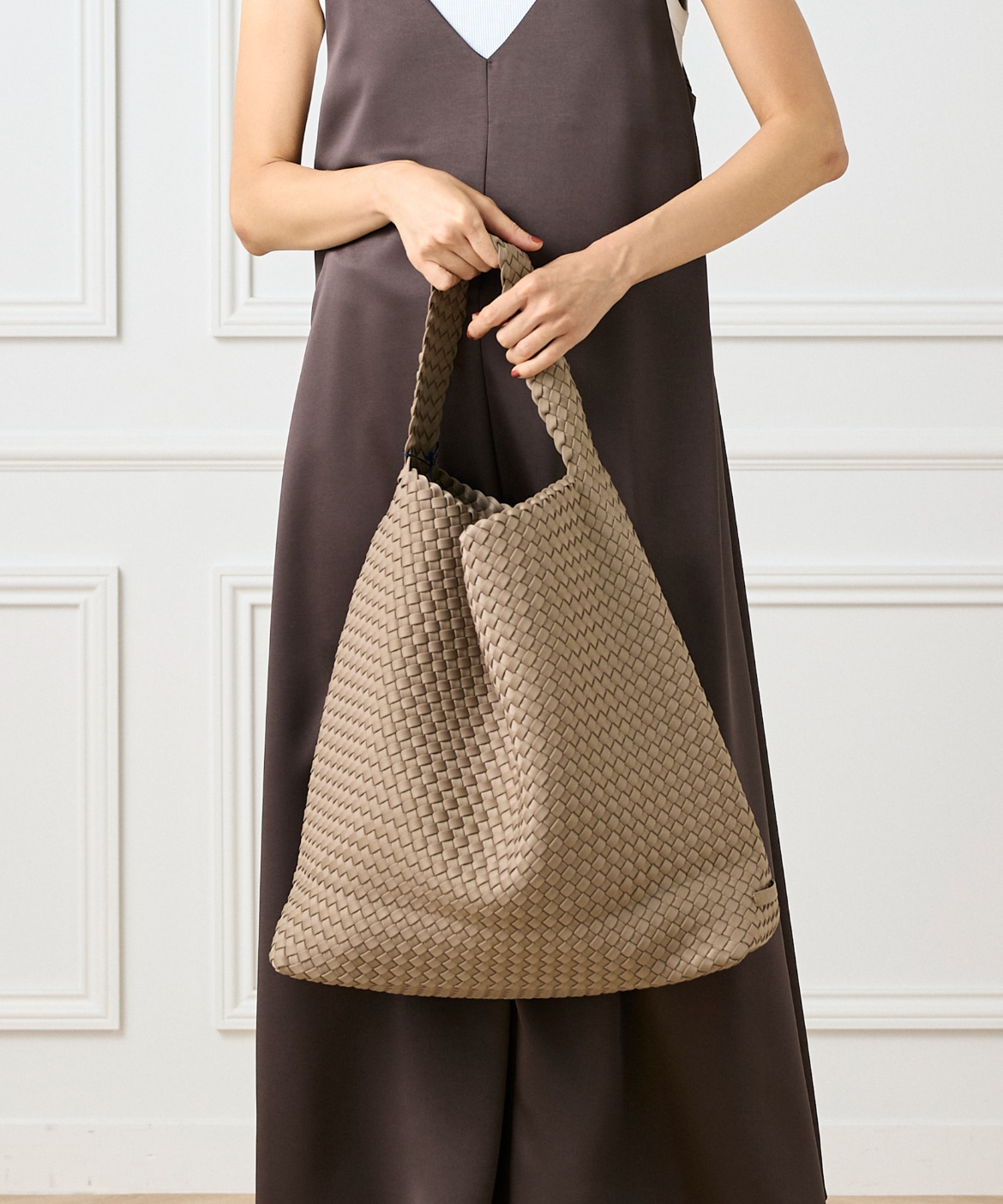 NAGHEDI Nomad Large Hobo ワンショルダーバッグ Nomad Large Hobo | Bordeaux