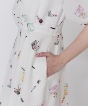 コスメプリントワンピース《Viscotecs》｜Maglie le cassetto