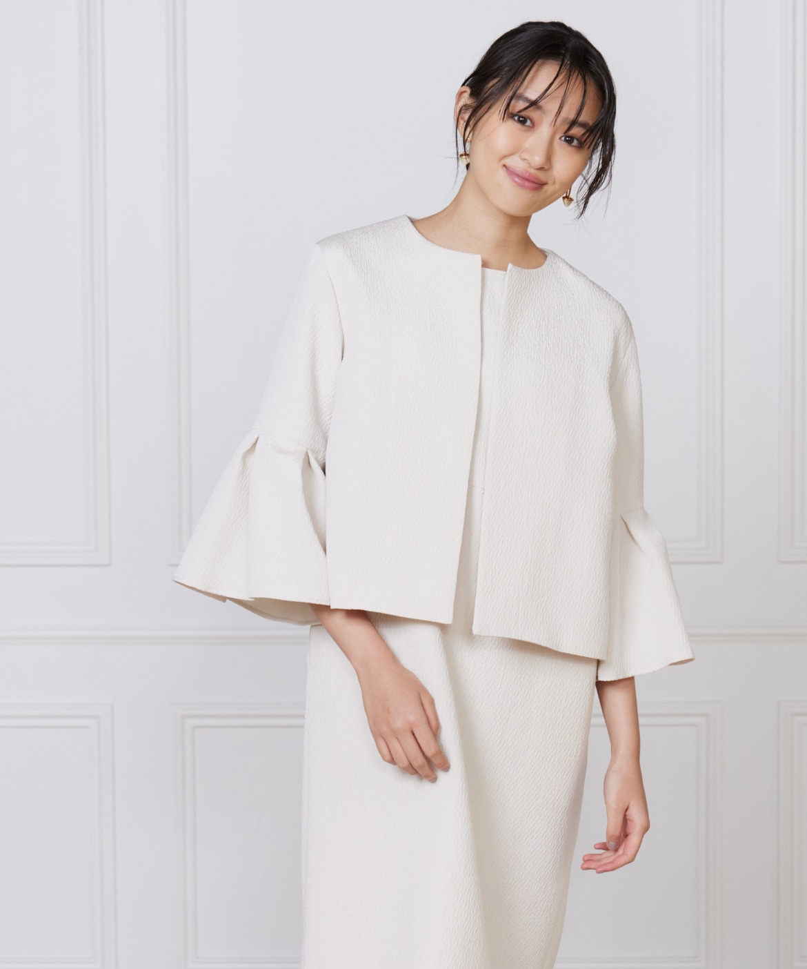 新品　 タグ付き　 ポリエステルブレンド ハーフスリーブ ジャケット タックフレアースリーブジャケット｜7-IDconcept.（セブンアイディ