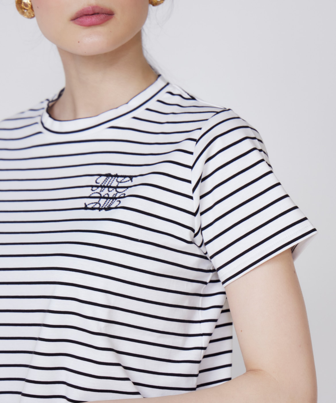 LOVERコンパクトTシャツ ¥16,500 