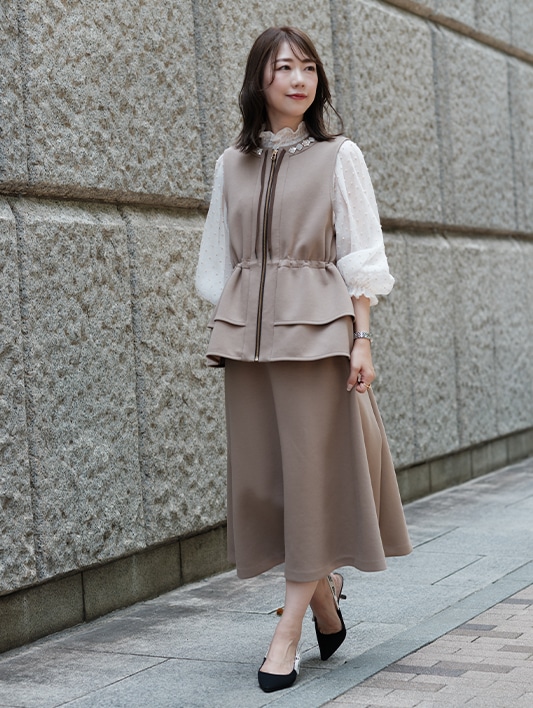 新品 TED BAKER ビジュー デザイン バック リボン フレア スカート Director井端玲奈のSparkle Bijou Style|フランドル(FLANDRE