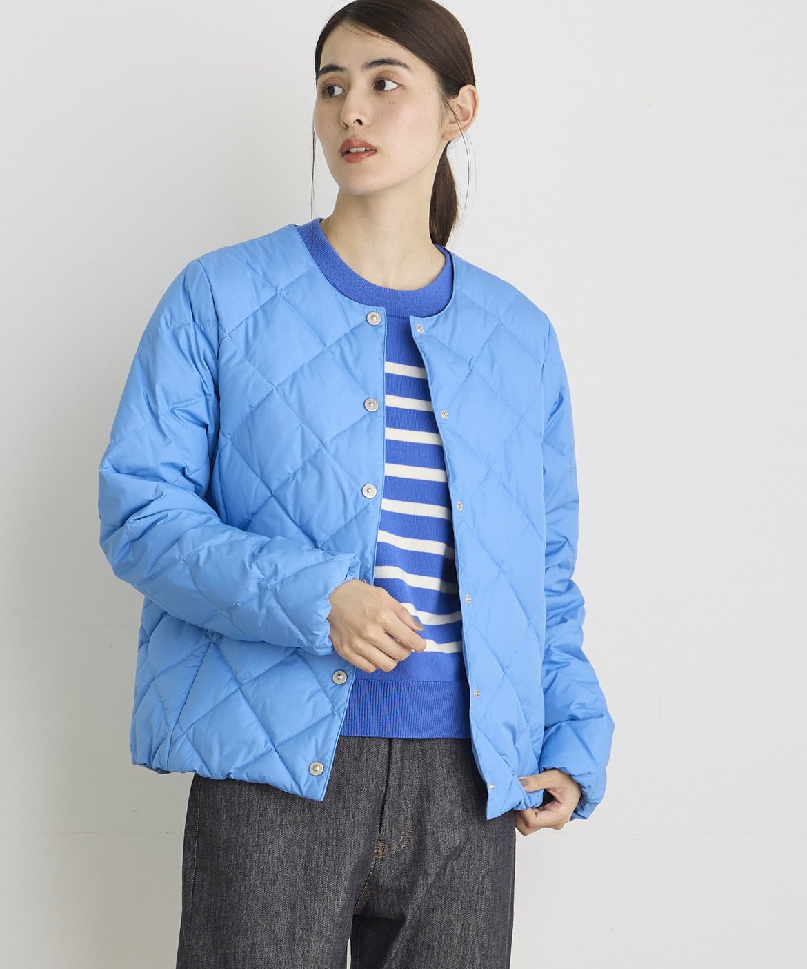 �yDAY by DAY It's international�z�N���[�l�b�N�_�E���W���P�b�g��19,800 (�ō�)