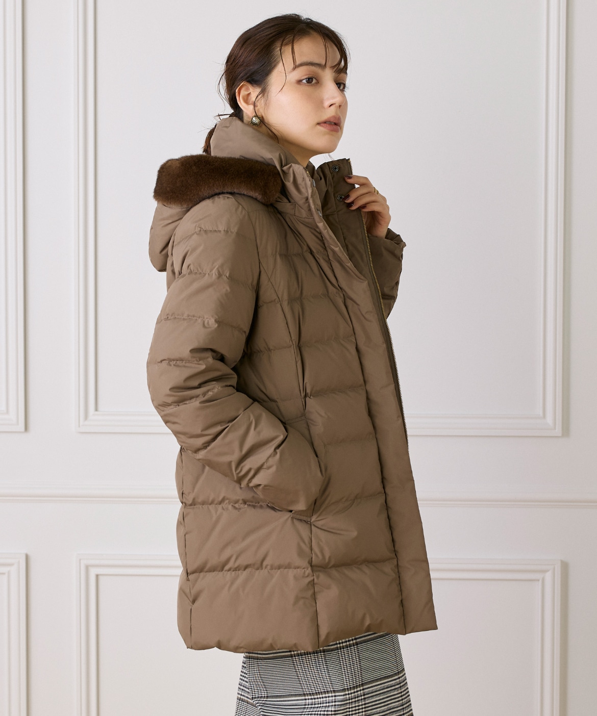 INED �sWEB����t�~�h���� �t�F�C�N�t�@�[�t�[�h�_�E���R�[�g